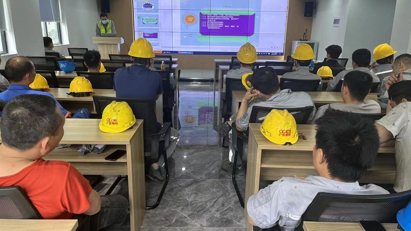 零基础学技能培训，价格几何？揭秘行业真相**